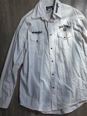 Wrangler White Men’s Long-Sleeve Western Shirt